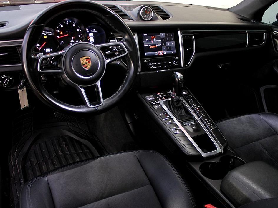 2018 Porsche Macan Base - Photo 13