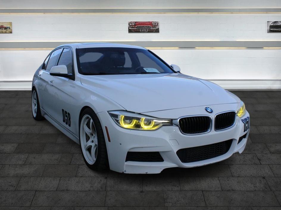 2016 BMW 3 Series 340i Sedan's photo