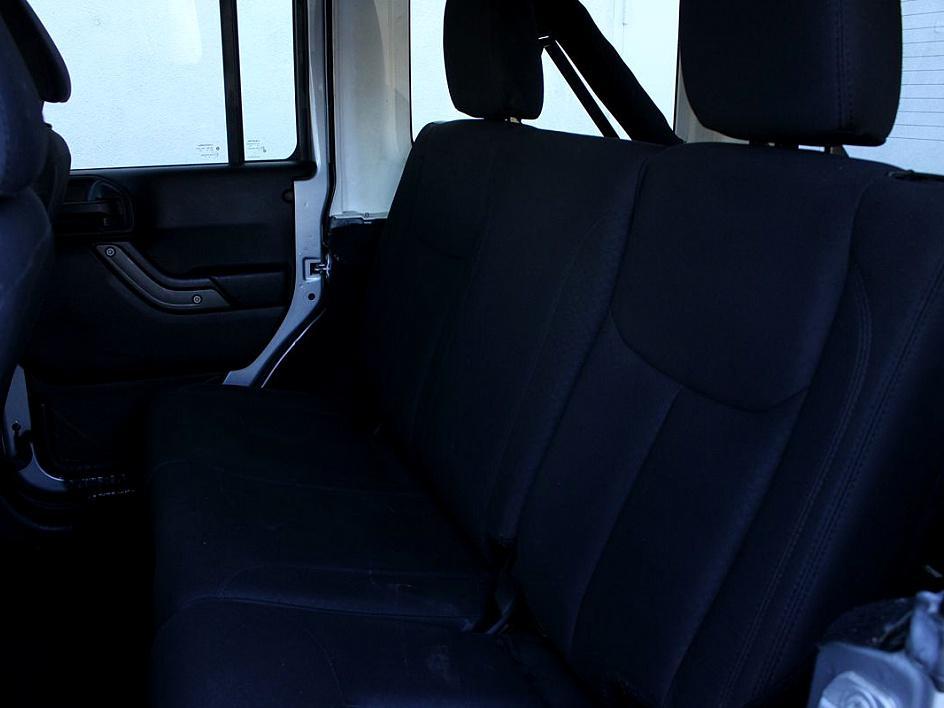 2016 Jeep Wrangler Unlimited Sport S - Photo 15