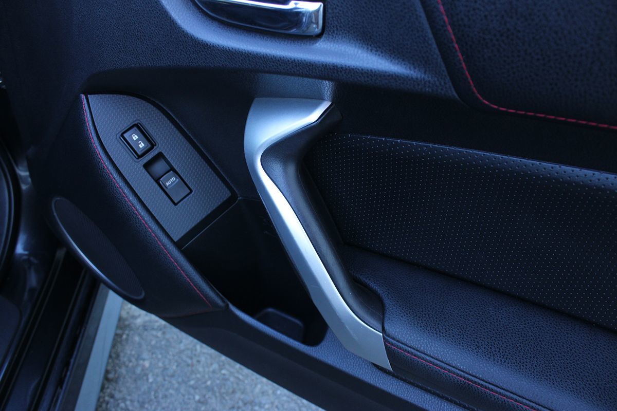 2016 Subaru BRZ Limited - Photo 18