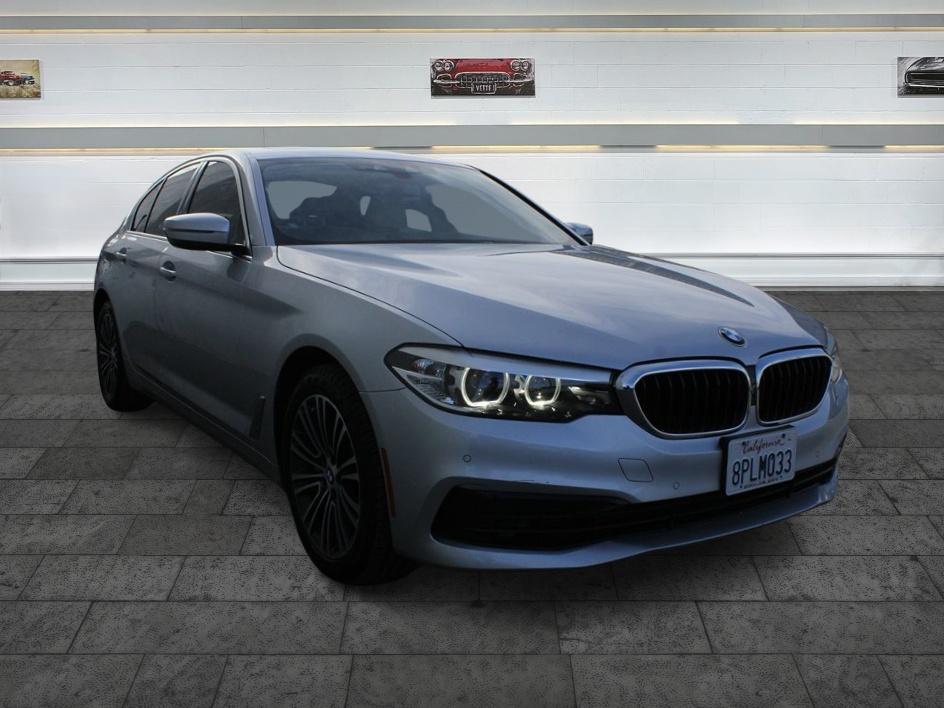 2020 BMW 5 Series 530i Sedan's photo