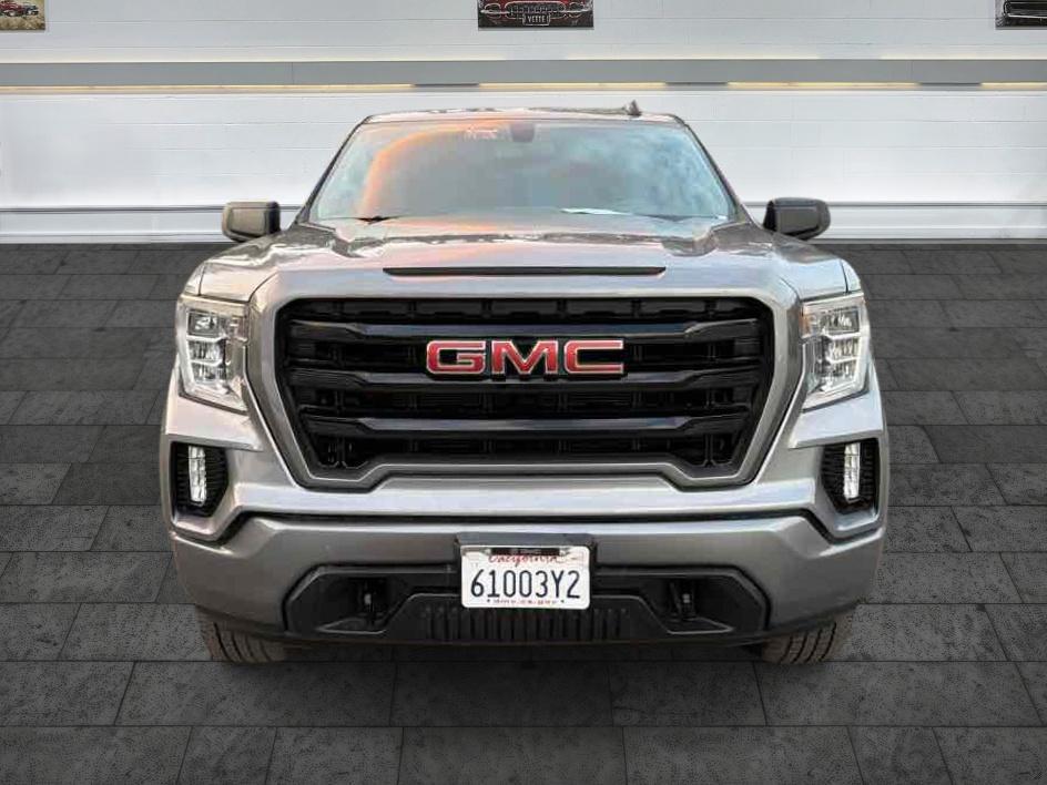 GMC Sierra photo 2