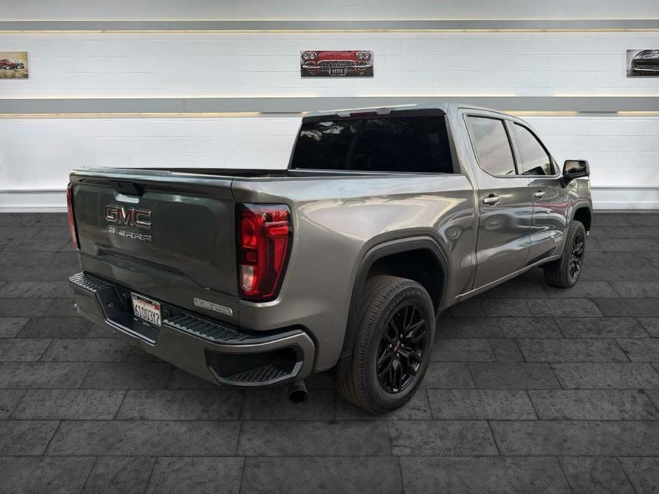 GMC Sierra photo 7
