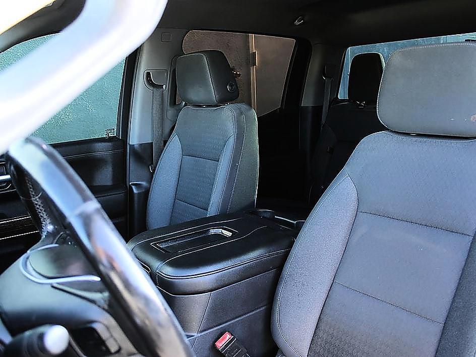 GMC Sierra photo 12