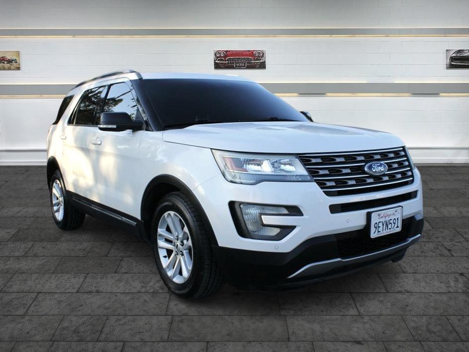 2016 Ford Explorer XLT FWD's photo