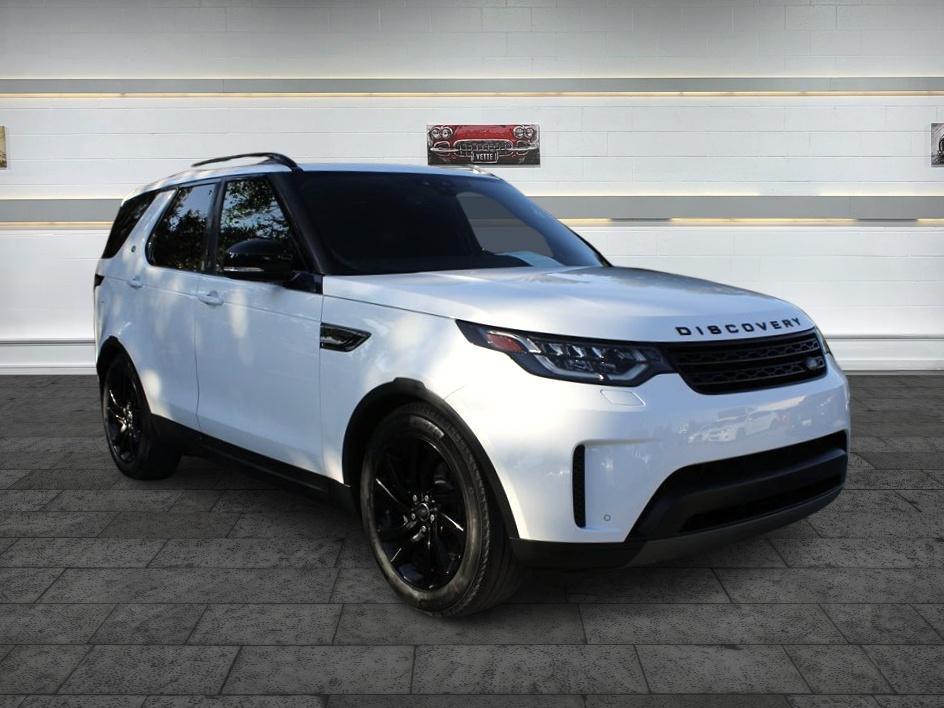 2017 Land Rover Discovery SE's photo