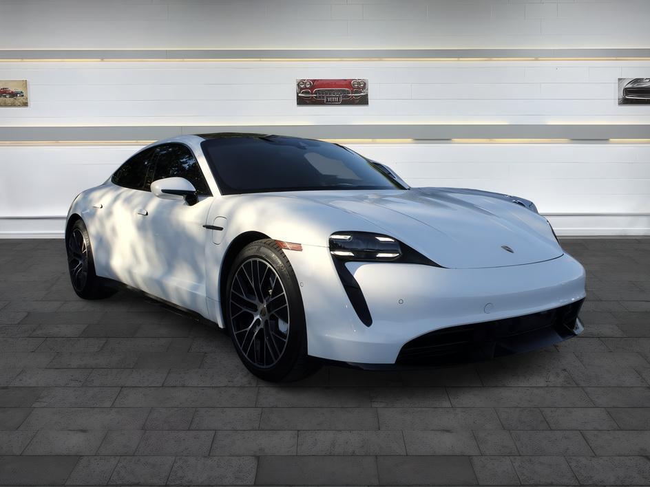 2020 Porsche Taycan Turbo
