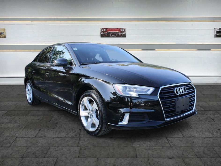 2018 Audi A3 2.0T FWD S tronic Premium's photo
