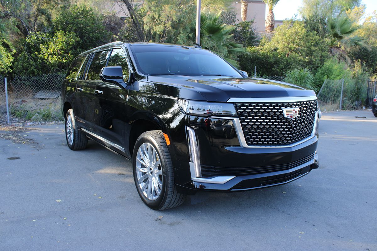 2021 Cadillac Escalade ESV Premium Luxury's photo