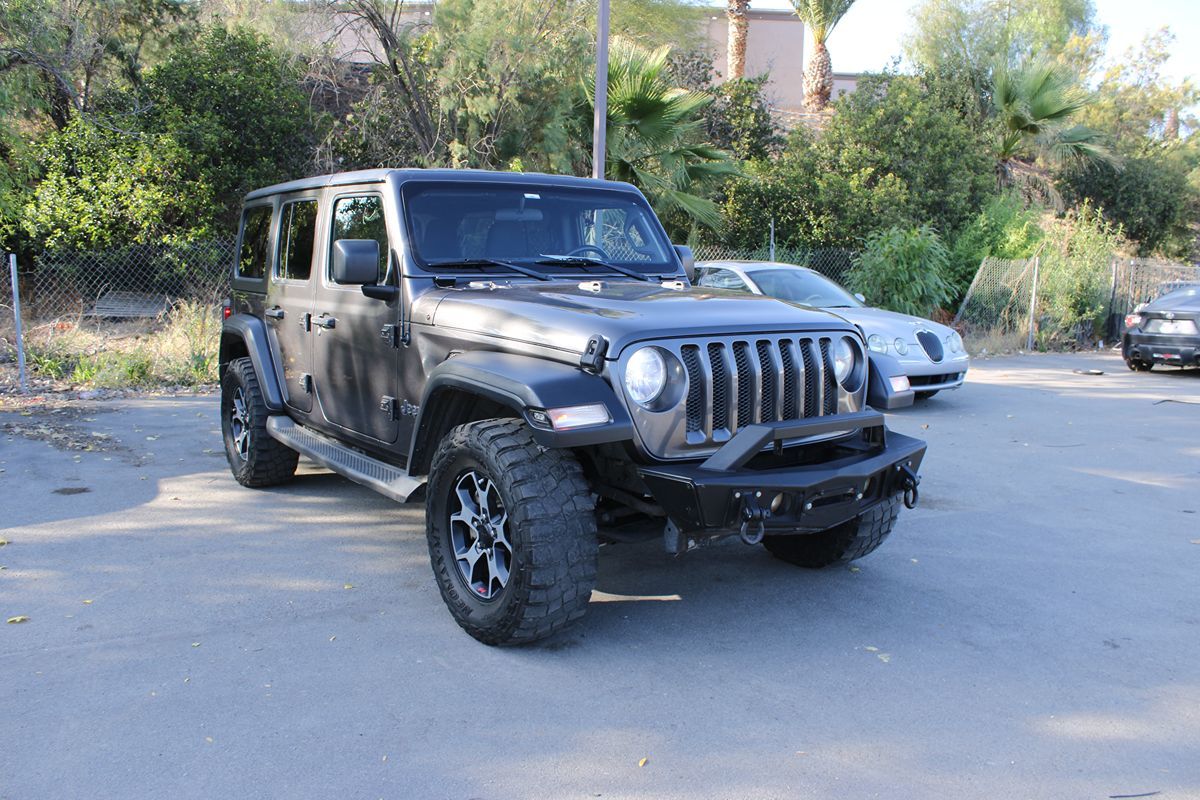 2019 Jeep Wrangler Sport S's photo
