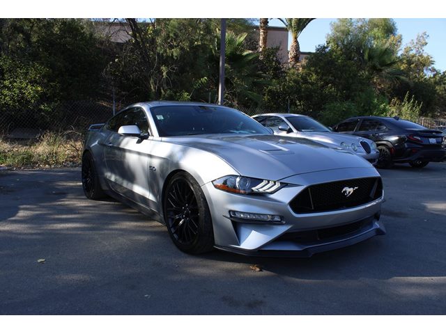 Iconic Silver Metallic 2021 Ford Mustang GT Premium Coupe RWD Coupe Rear-Wheel Drive Manual