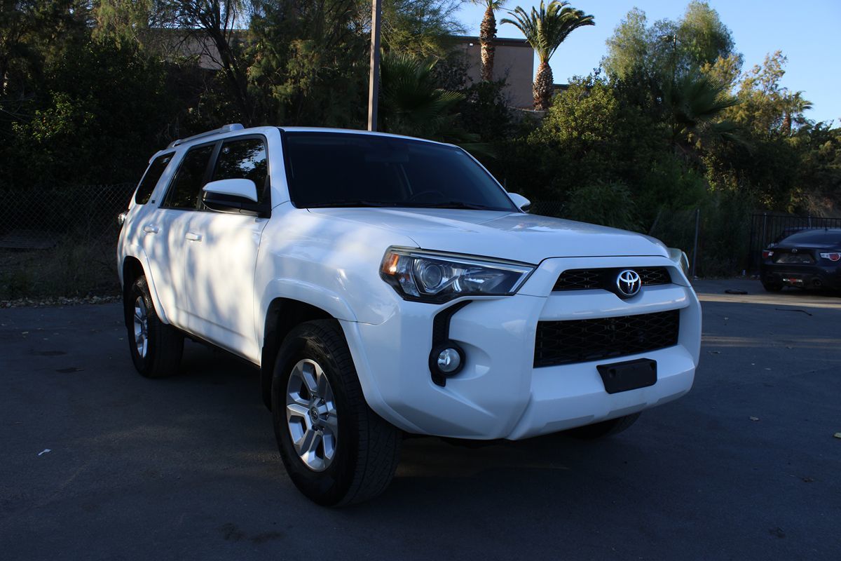 2016 Toyota 4Runner SR5 V6's photo