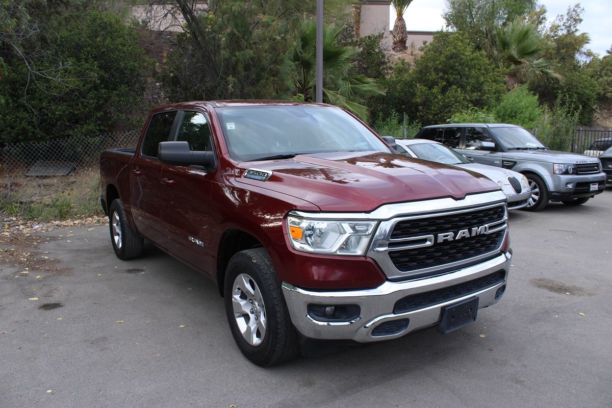2022 RAM 1500 Big Horn/Lone Star 4x4 Crew Cab 5'7's photo