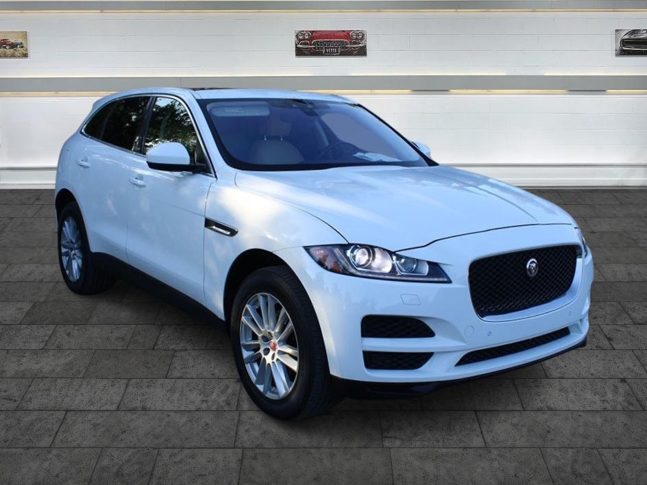 2020 Jaguar F-PACE 25t Prestige AWD's photo