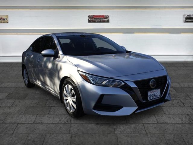 Brilliant Silver Metallic 2021 Nissan Sentra Sedan Front-Wheel Drive Automatic