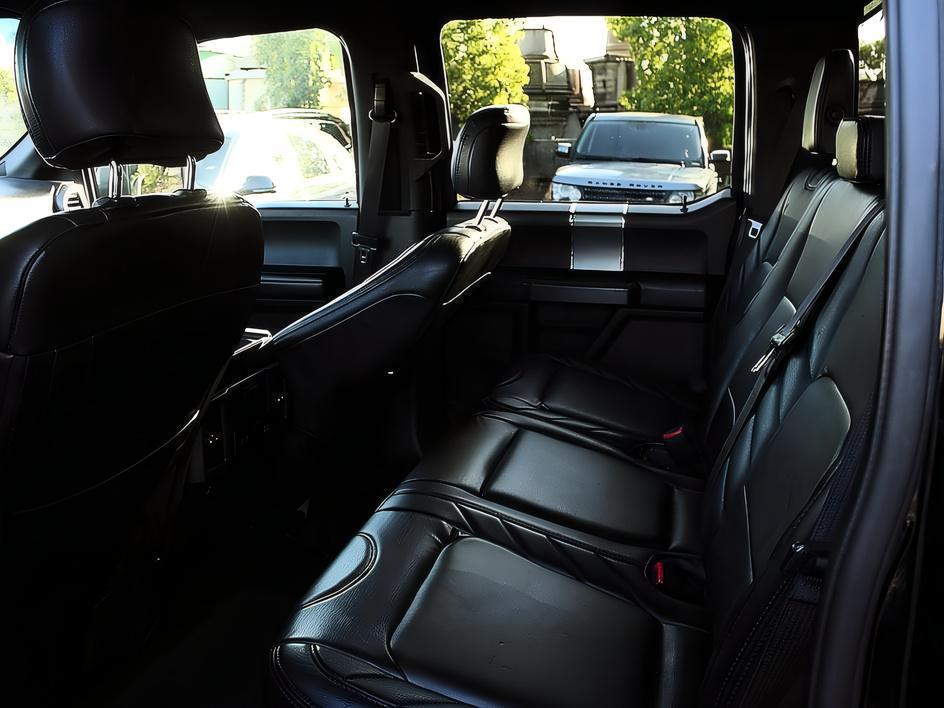 Ford F-150 photo 8