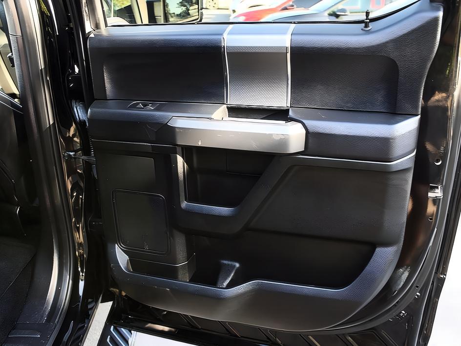 Ford F-150 photo 16