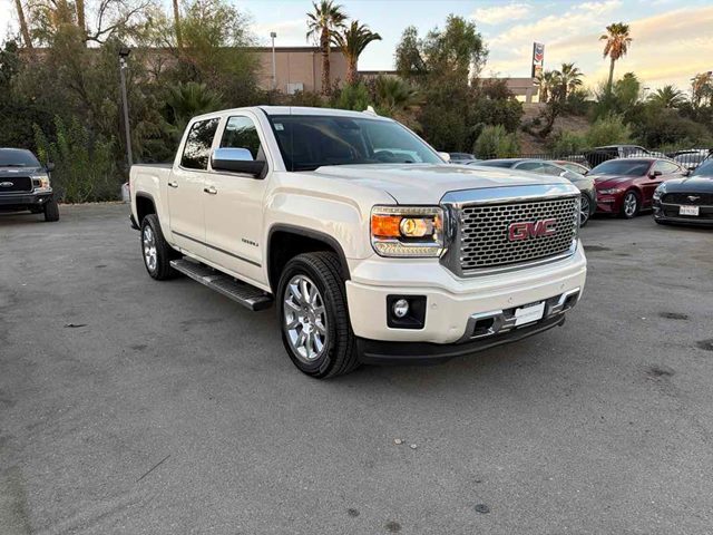 2015 GMC Sierra 1500 Denali Crew Cab 4WD