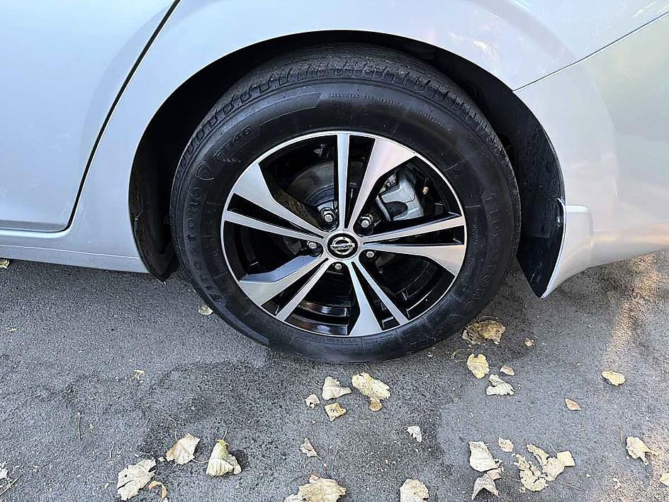 Nissan Sentra photo 8