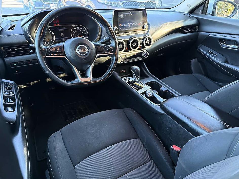 Nissan Sentra photo 10
