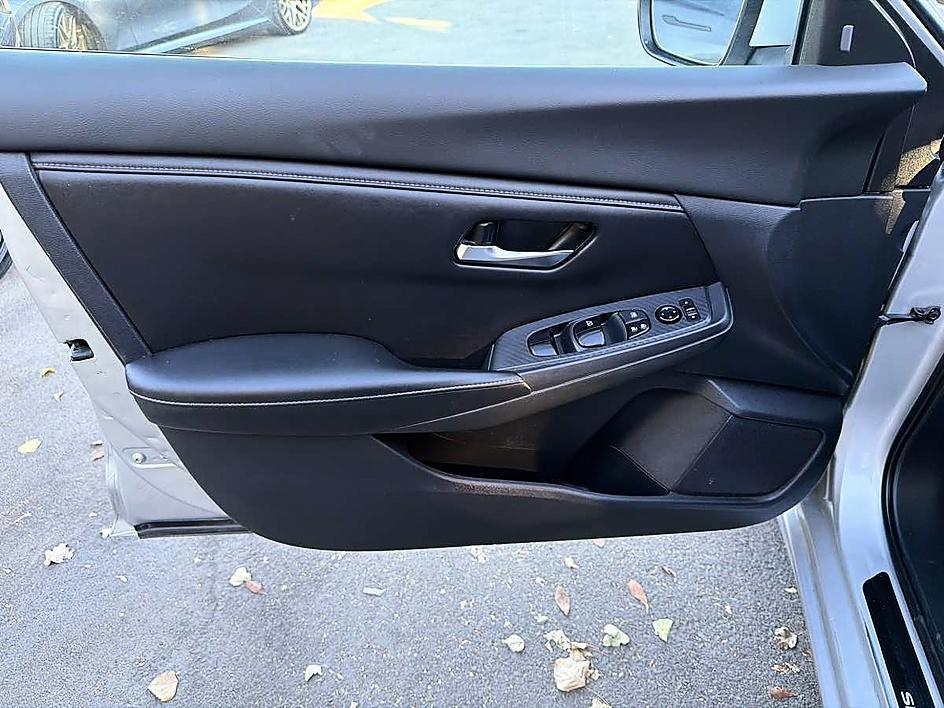 Nissan Sentra photo 13