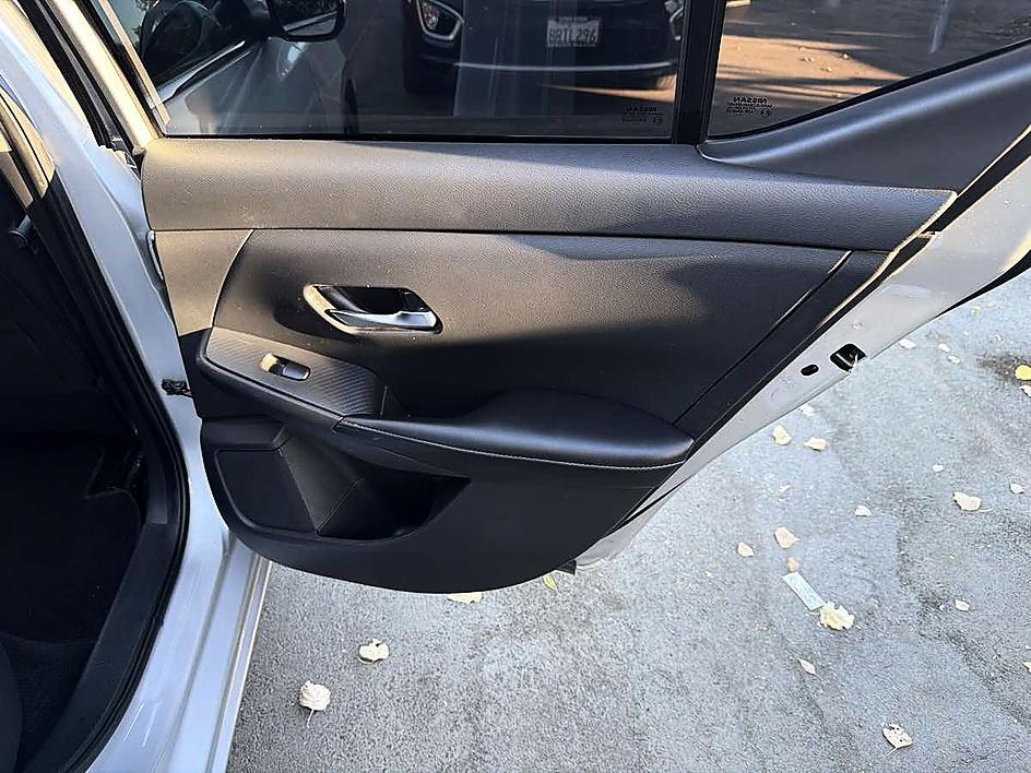 Nissan Sentra photo 17