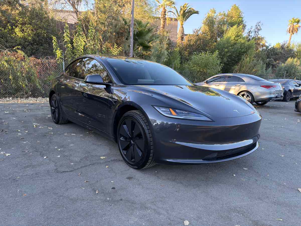 2025 Tesla Model 3 Long Range