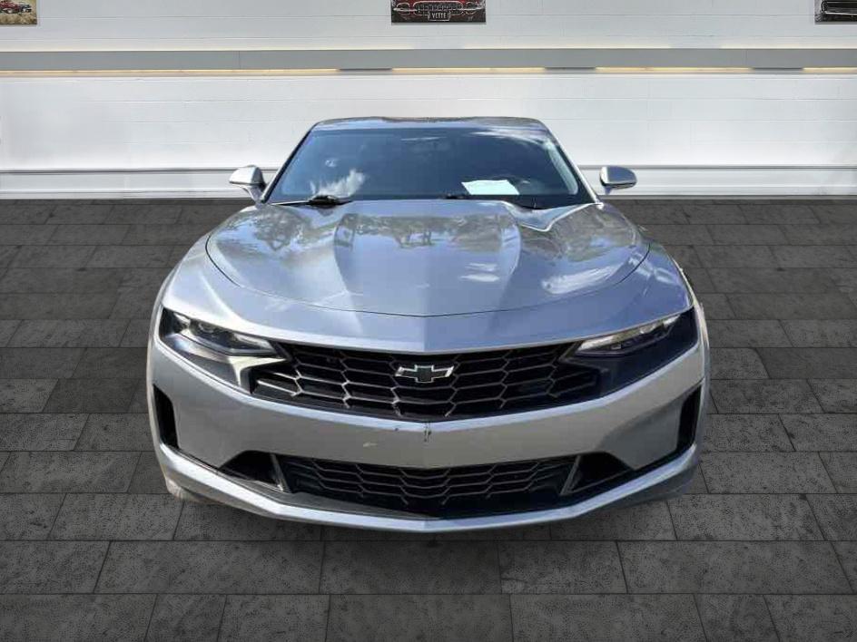 Chevrolet Camaro photo 2