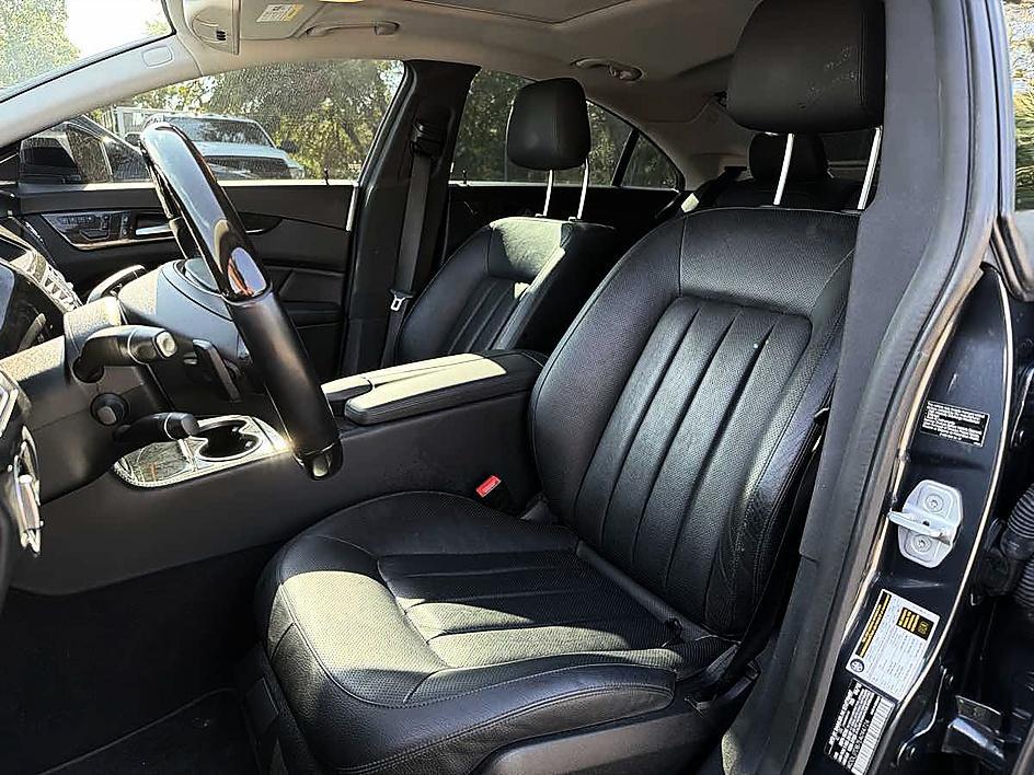 Mercedes-Benz CLS photo 11