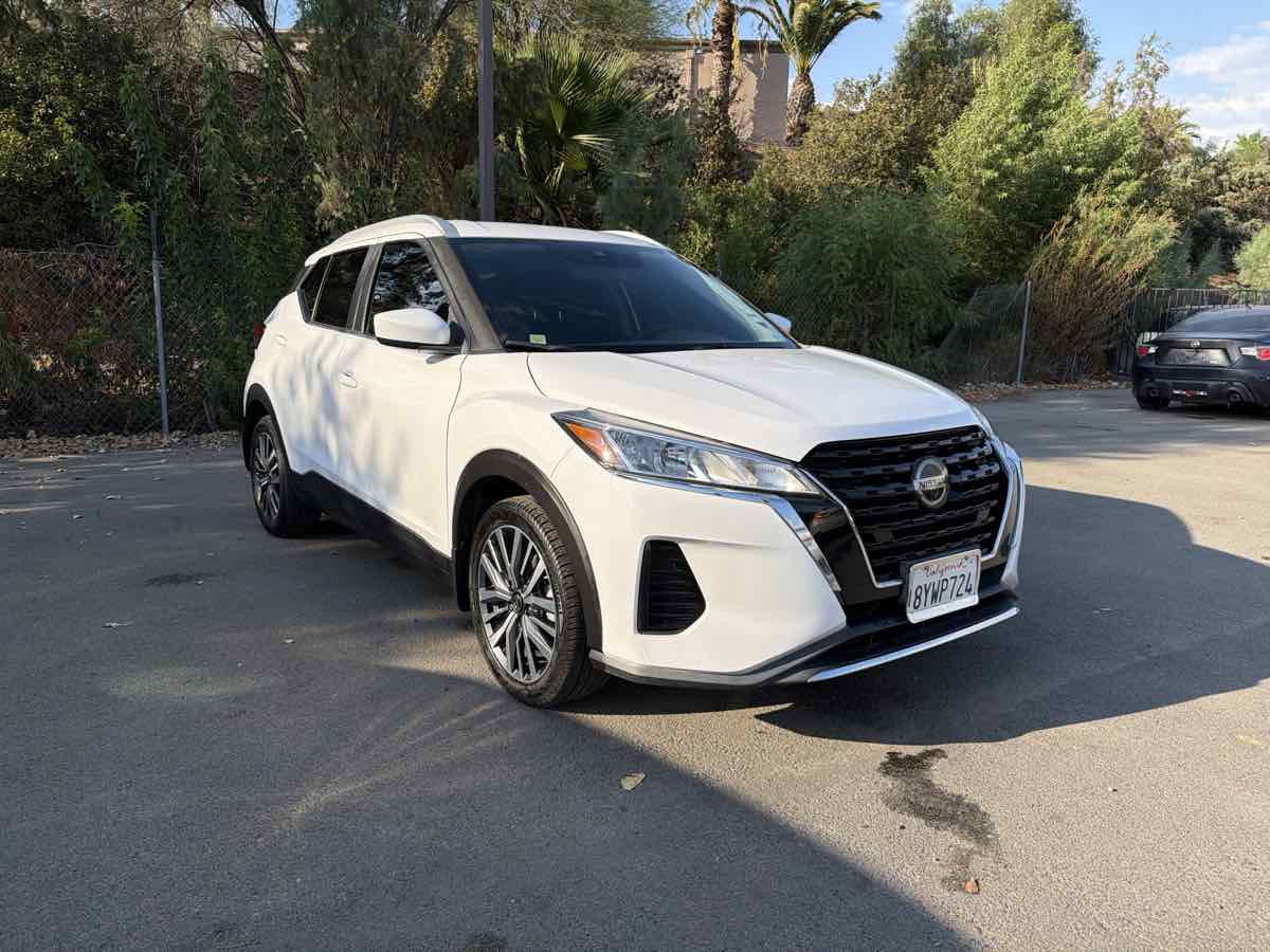 2021 Nissan Kicks SV