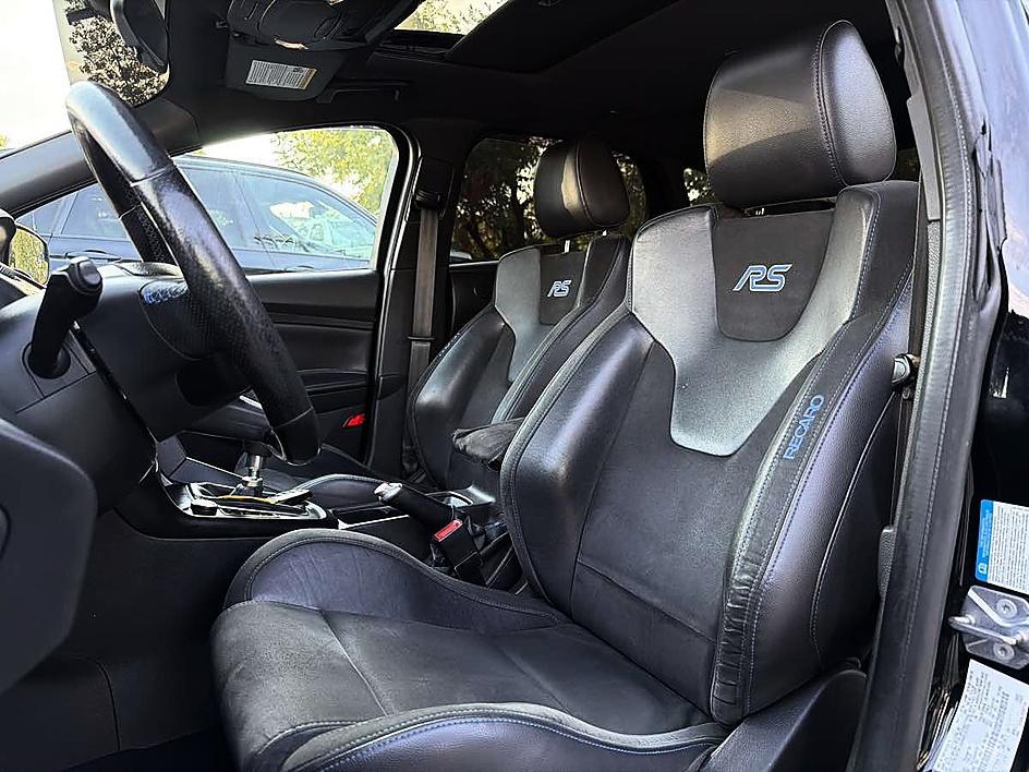 Ford Focus photo 15