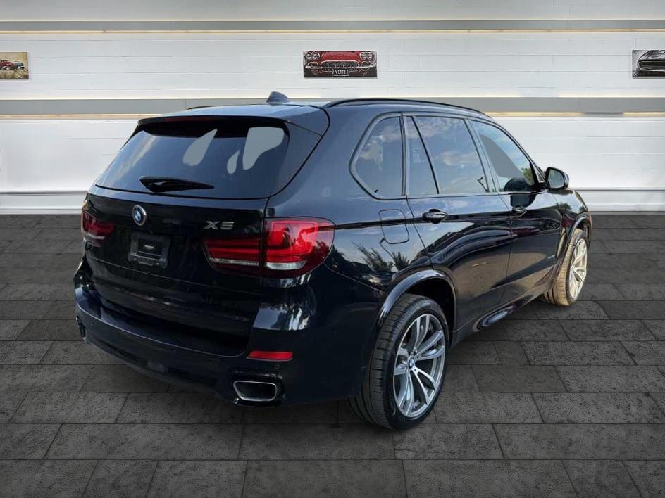 BMW X5 photo 7