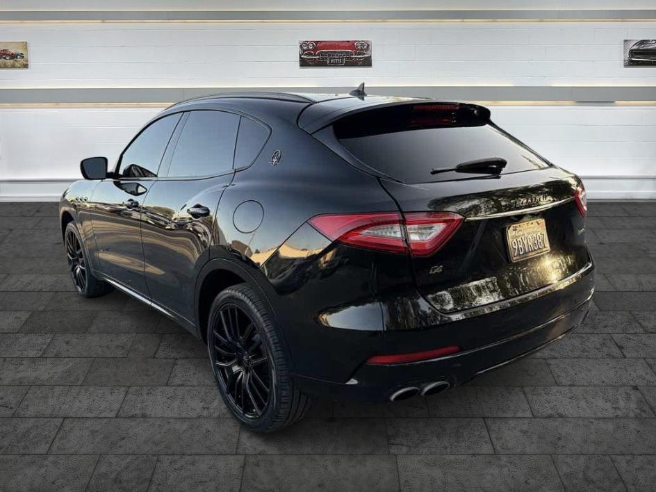 Maserati Levante photo 6