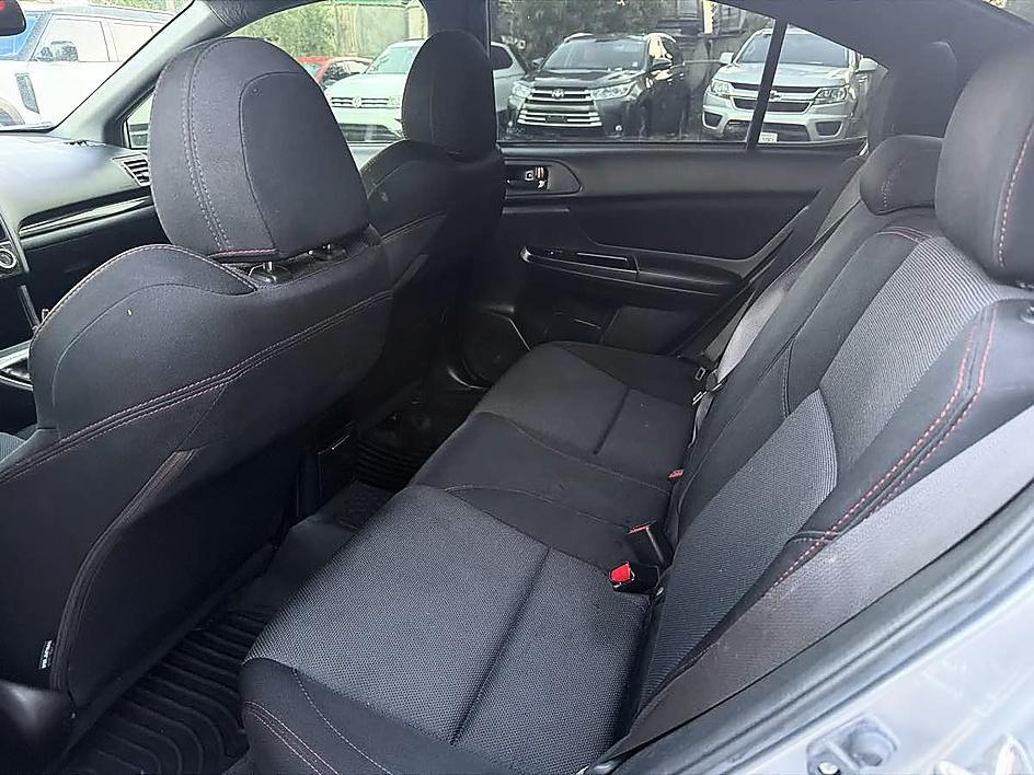 Subaru WRX photo 9