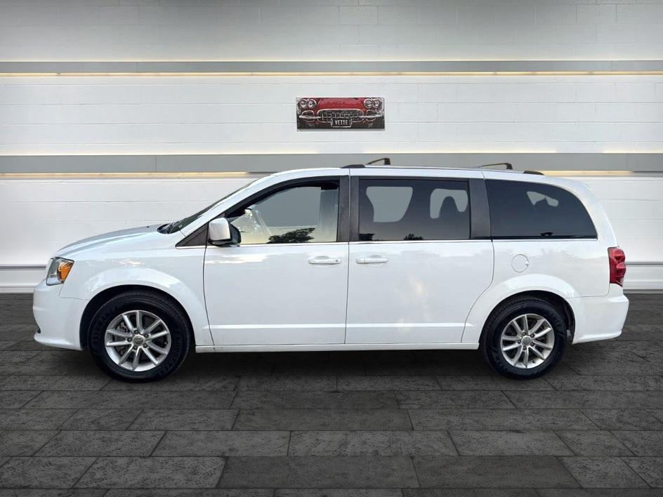 Dodge Grand Caravan photo 4