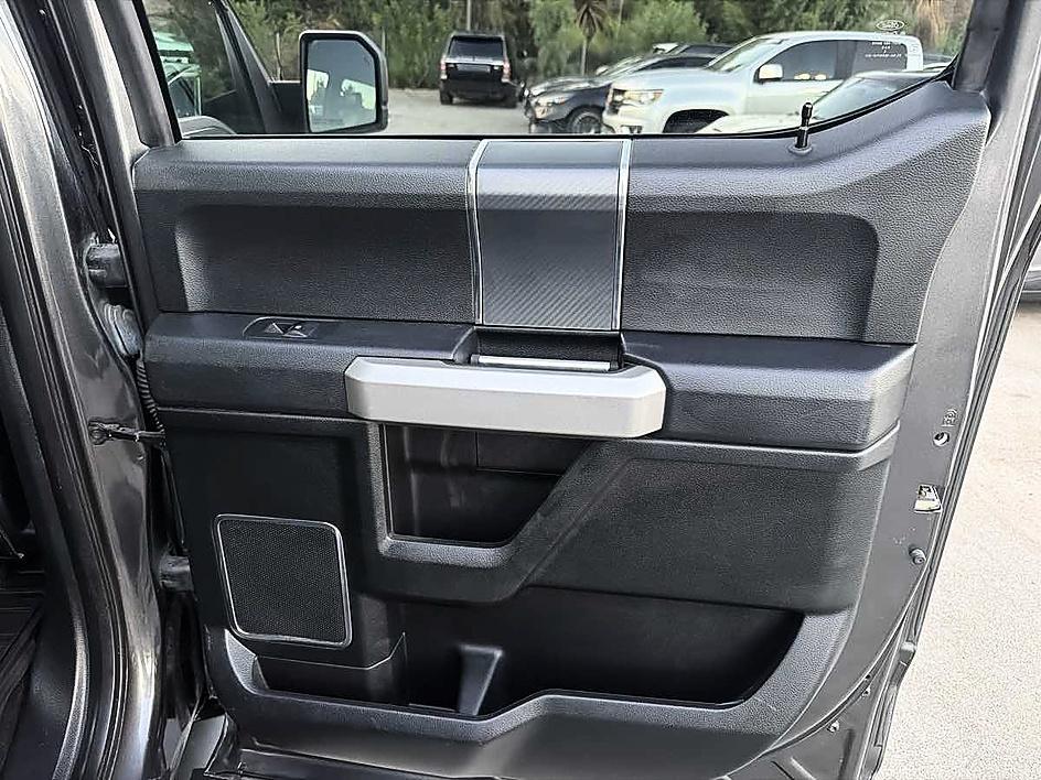 Ford F-150 photo 10