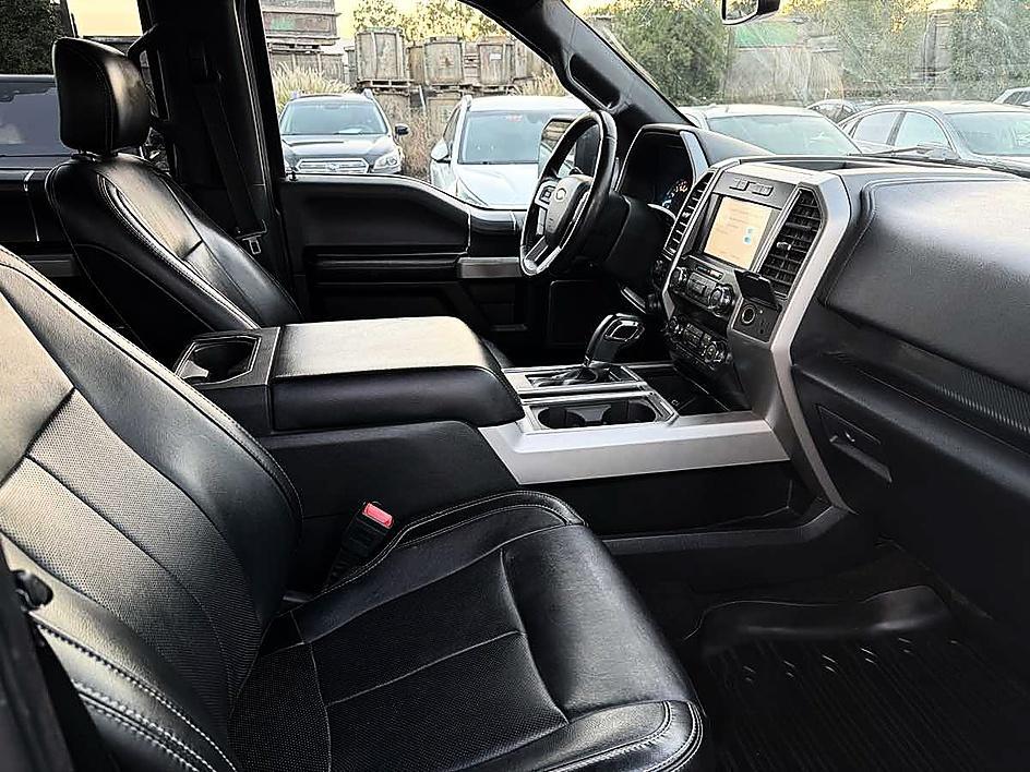 Ford F-150 photo 12