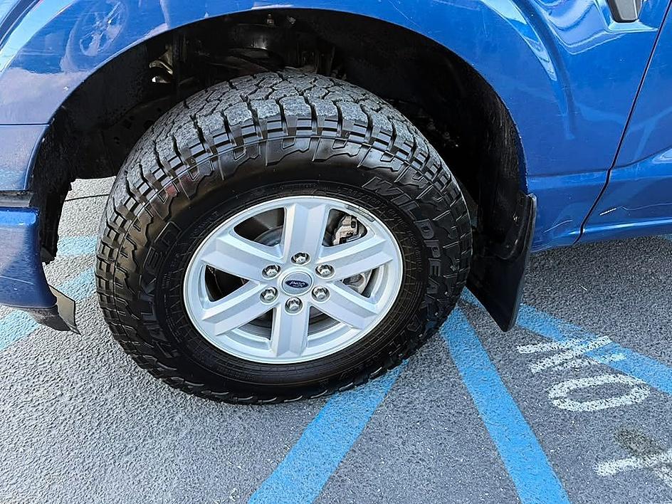 Ford F-150 photo 9