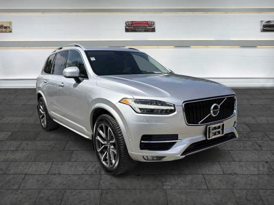 2018 Volvo XC90 Momentum
