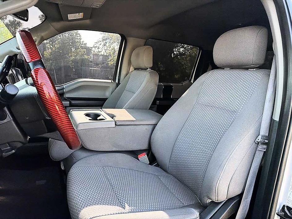 Ford F-150 photo 10