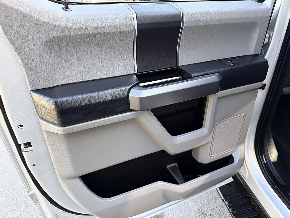 Ford F-150 photo 14