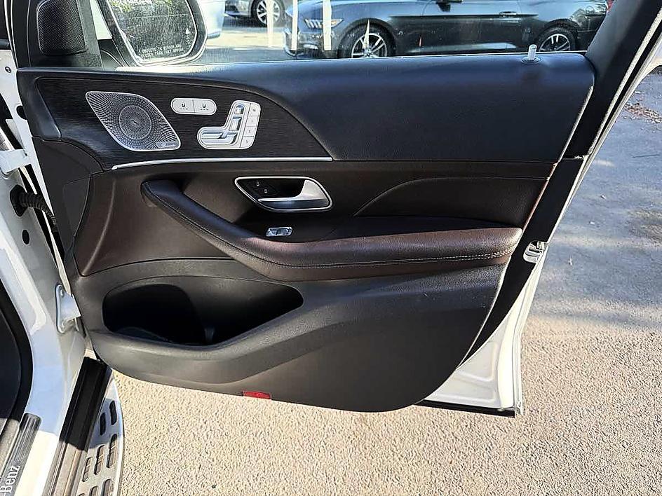 Mercedes-Benz GLE photo 22