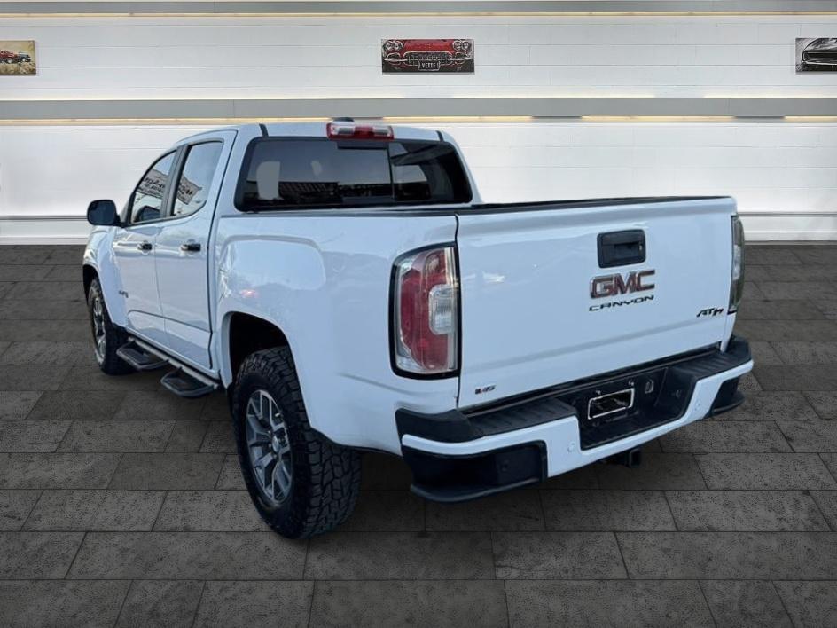 GMC Canyon photo 5