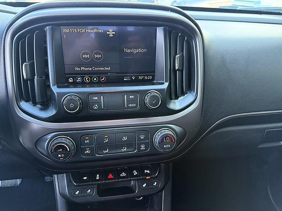 GMC Canyon photo 13
