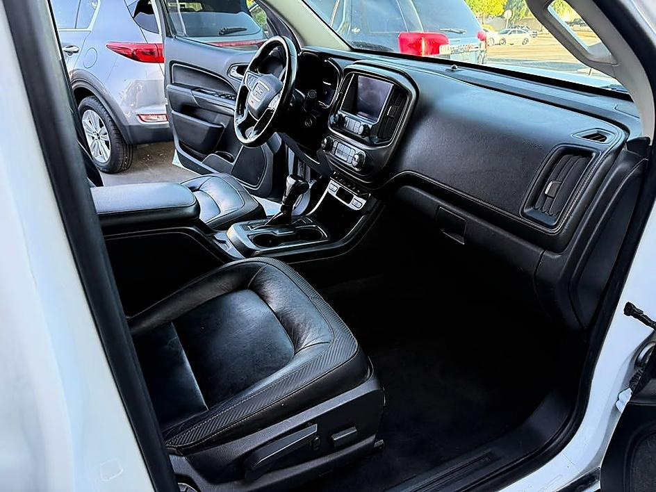 GMC Canyon photo 18