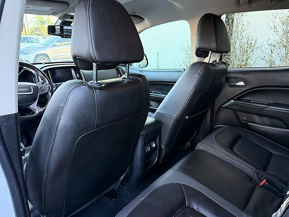 GMC Canyon photo 19