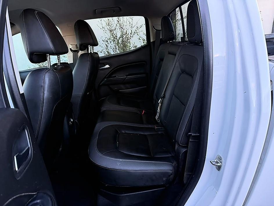 GMC Canyon photo 20