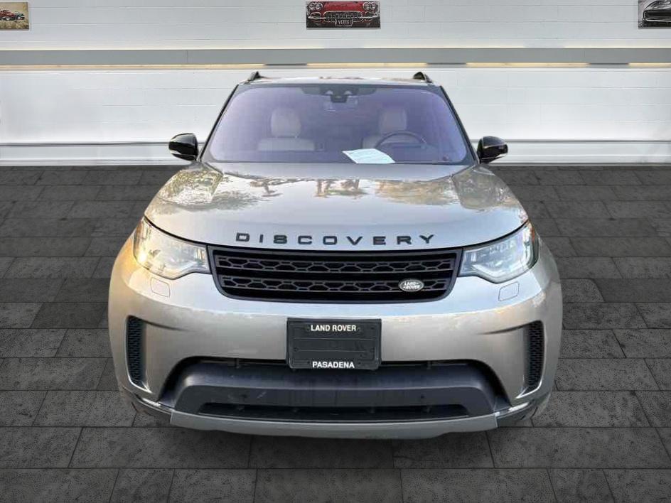 Land Rover Discovery photo 2