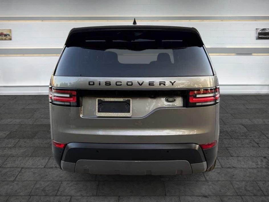 Land Rover Discovery photo 6