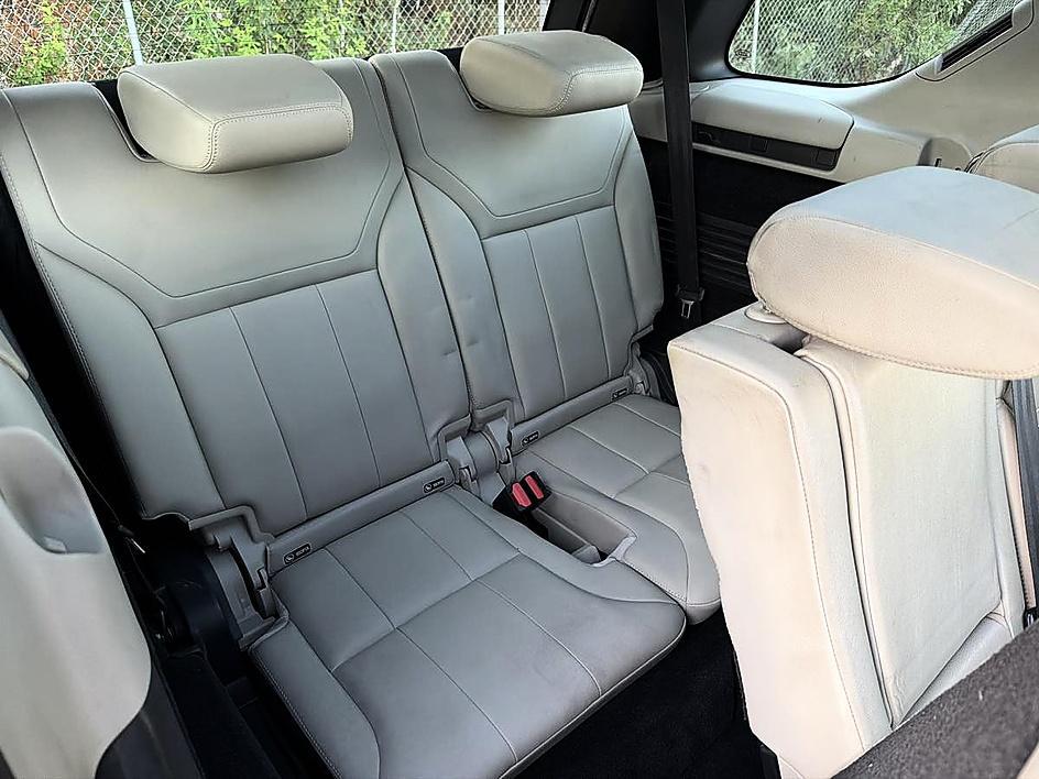 Land Rover Discovery photo 15